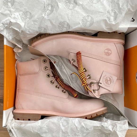 🆕🔥 TIMBERLAND® Women’s 6-Inch Premium Waterproof Boot Sz 8 M LIGHT PINK - Picture 6 of 15